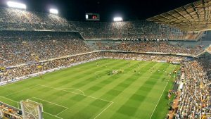 Valencia Beats Barcelona at Mestalla After 12 years, 2-0