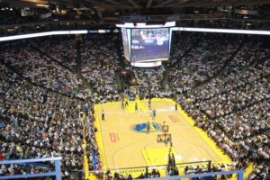 Lakers vs. Warriors Game 1 Offshore Betting Odds, Preview, Picks