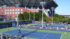 US Open: Emma Navarro vs Aryna Sabalenka Offshore Odds, Preview, and Picks (2024)