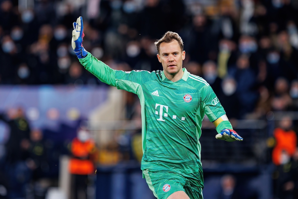 Manuel Neuer in action for Bayern Munich against Barcelona in the Champions League.